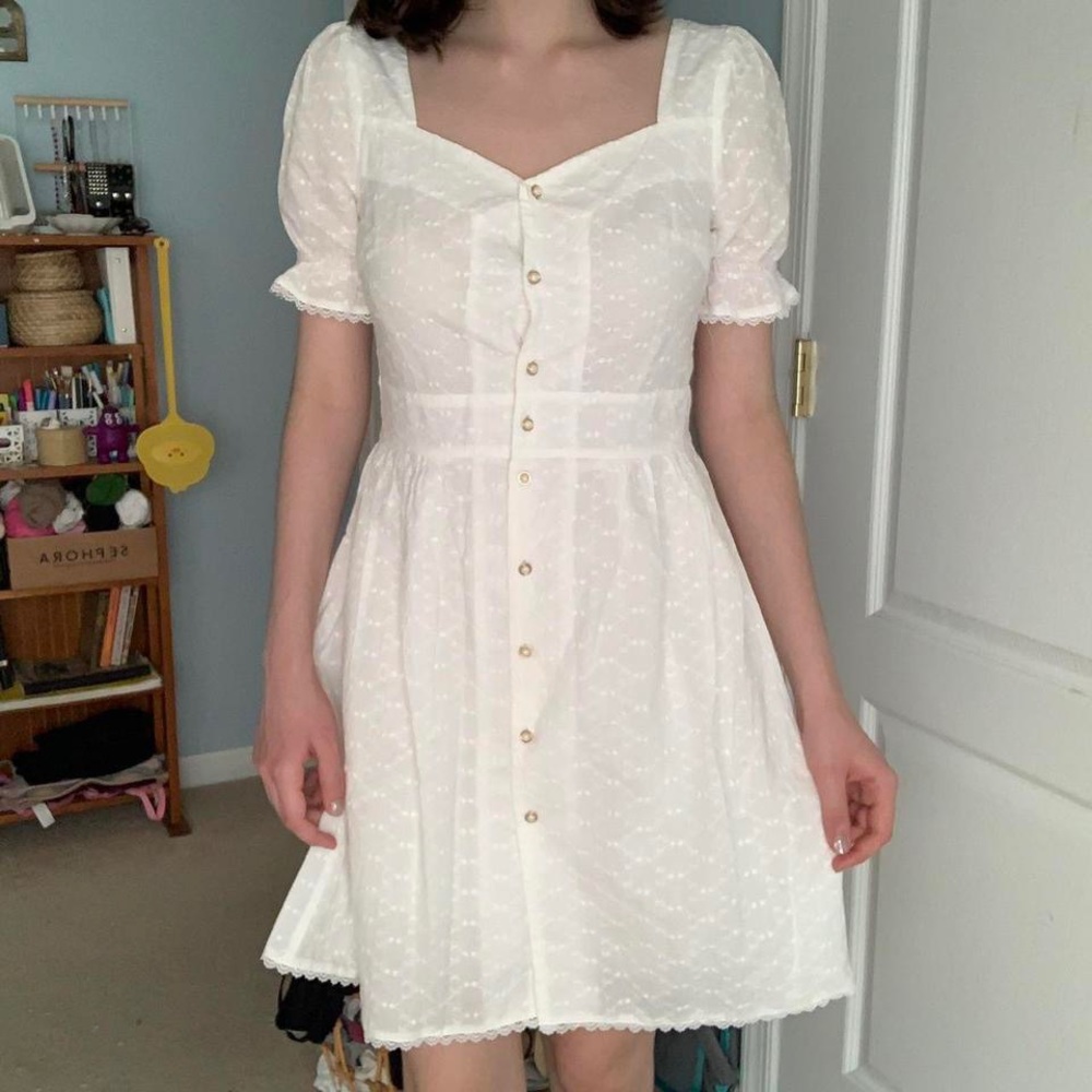 white floral square neckline puff sleeve lace button down dress by simple retro